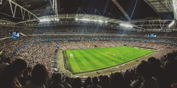Chinh Phục Đỉnh Cao Cùng Dream League Soccer 2022 MOD APK: Trải Nghiệm Bóng Đá Đỉnh Cao Trên Di Động